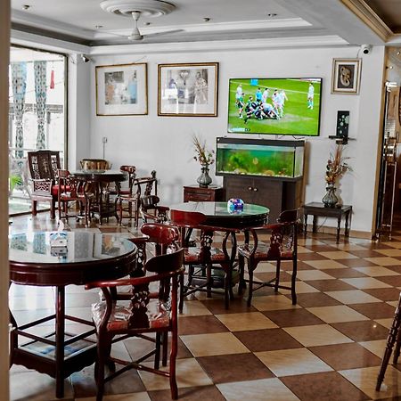 Royal Park Hotel And Chinese Restaurant Kumasi Esterno foto