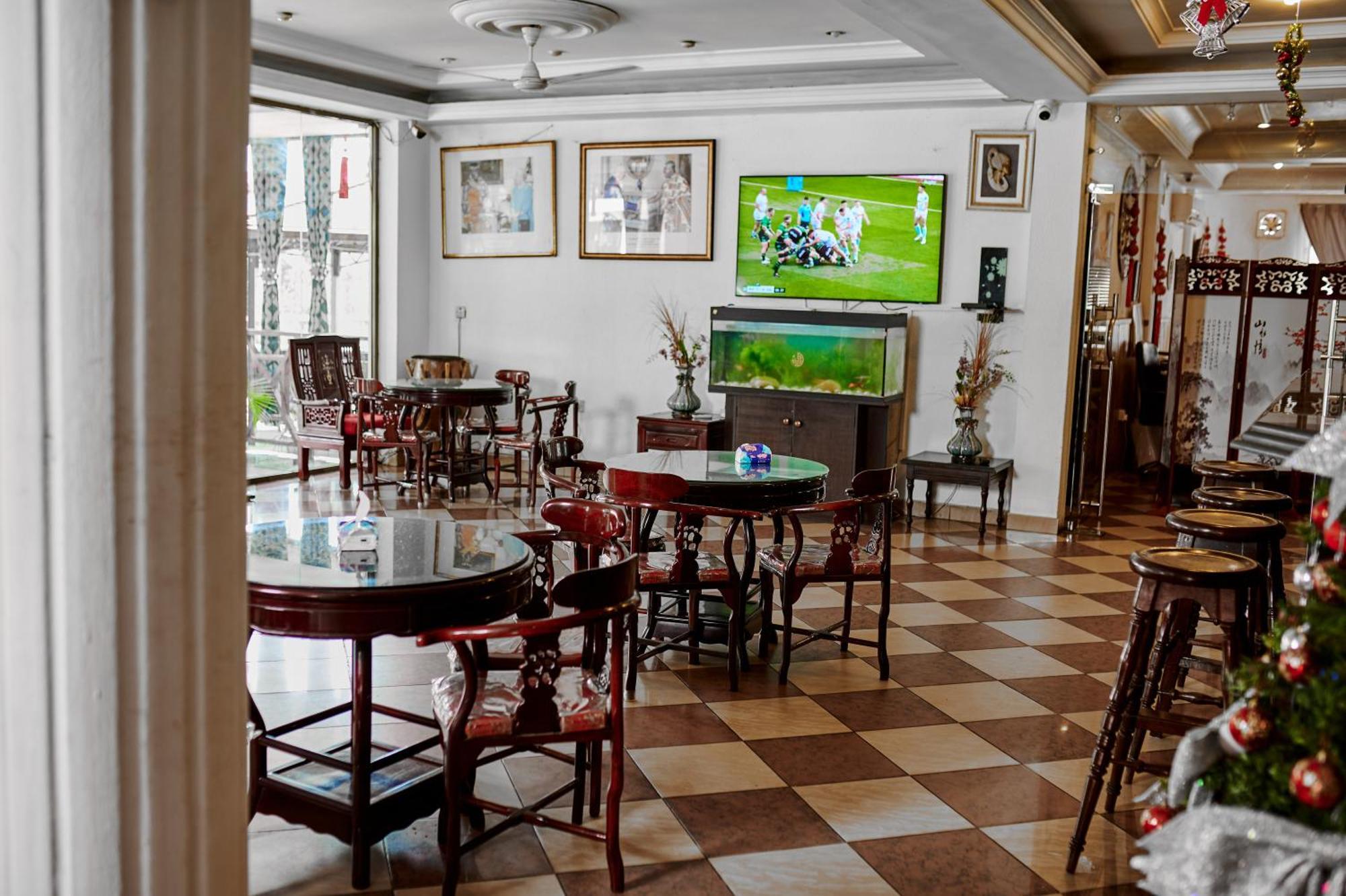 Royal Park Hotel And Chinese Restaurant Kumasi Esterno foto